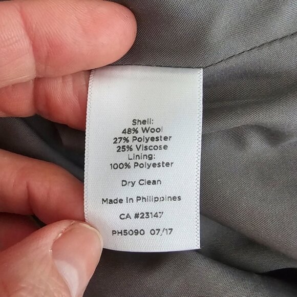 Talbots Grey Wool Tweed Herringbone Mini Skirt Size 6 - Picture 11 of 11